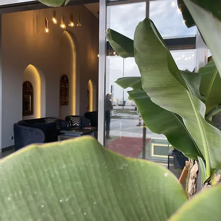 Agora Royal Hotel 4*