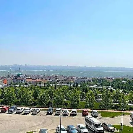 Agora Royal Hotel 4*