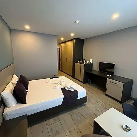 Hotel Agora Royal