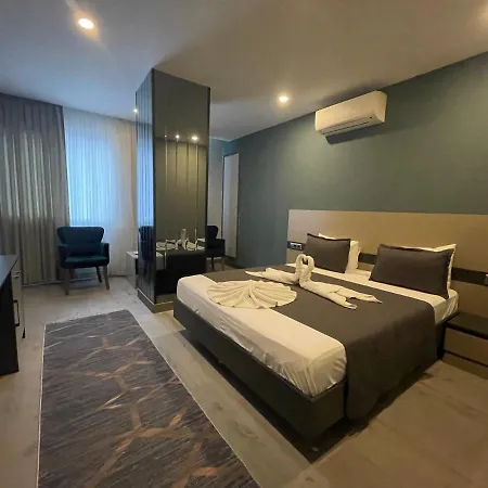 Agora Royal 4*