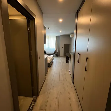 Agora Royal 4*